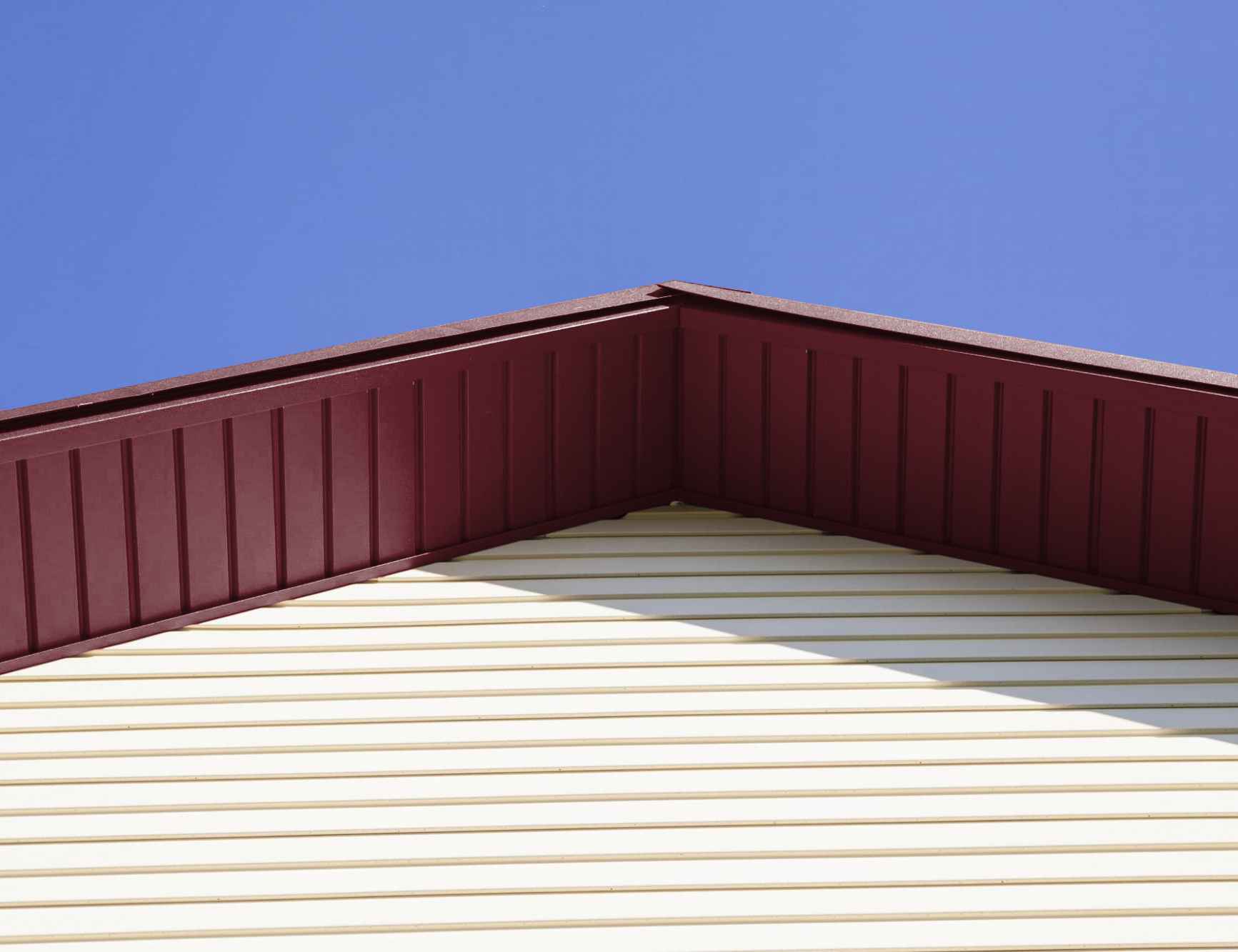 Монтаж металлических софитов без перфорации